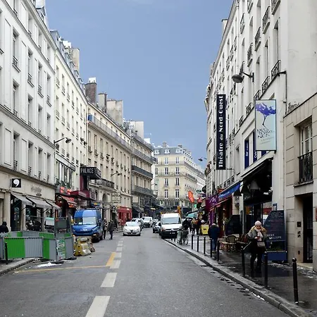 Paris-grands Boulevards * Paris